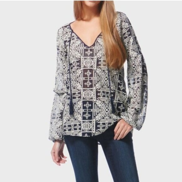 Tart Collections Aida Cross Stitch Woven Navy/Taupe Top - Picture 1 of 8